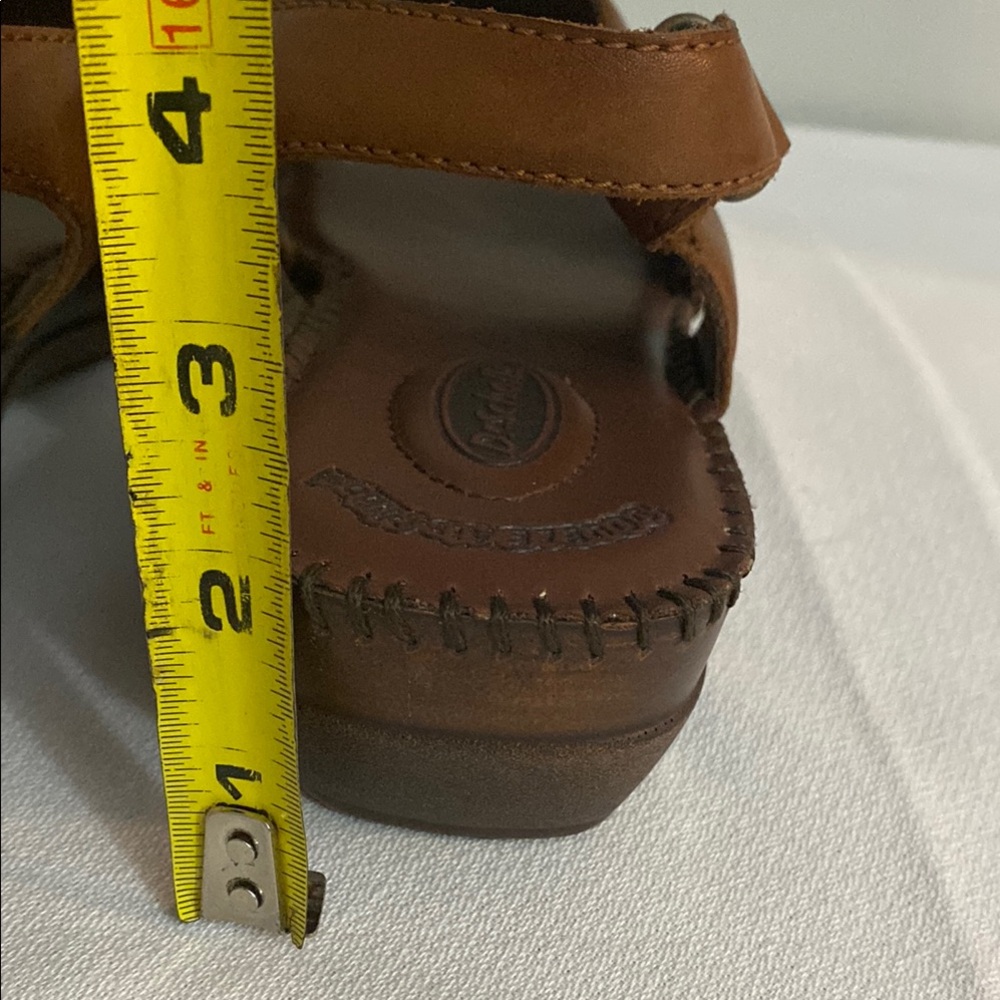 Dr.Schools Elegant Tan Leather Women's Sandals size 9 1/2 - Picture 5 of 7